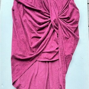 Izzy & Me Casual Tulip Sil- houette Skirt High-Low Drape Wrap style